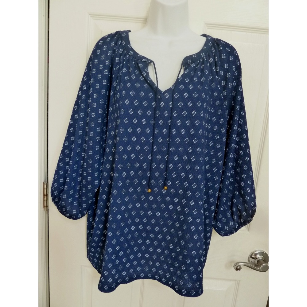 Croft & Barrow Plus XXL Puff 3/4 Sleeve Textured V-Neck Floral Pullover Navy